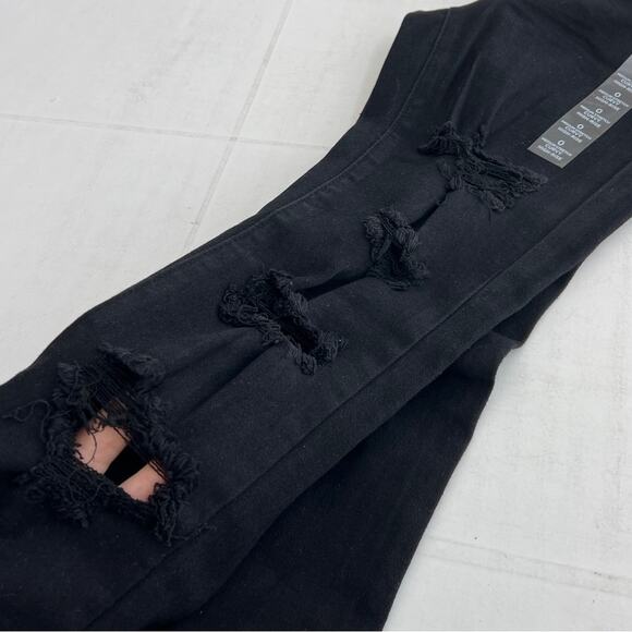 New RUE21 Curvy High-Rise Medium Stretch Black Denim Skinny Jeans Distressed - Picture 3 of 12